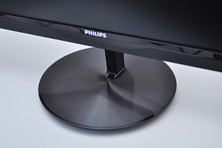 サークルフォルムのシンプルなテーブルトップスタンド