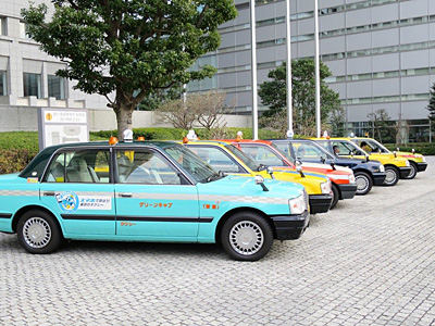 「スマホ de タッくん」対応タクシーの例