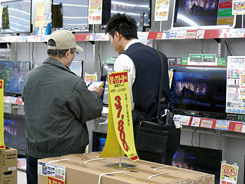 テナント店よりも接客時間が長いという