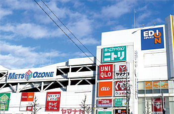 守山区の隣、東区にあるショッピングセンター、メッツ大曽根にはエディオンが入っている