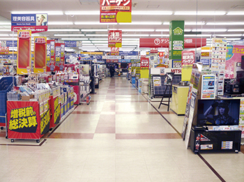 通路を広く確保した