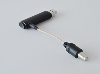 室内で使う場合はアンテナ変換ケーブルで接続するのがおすすめ