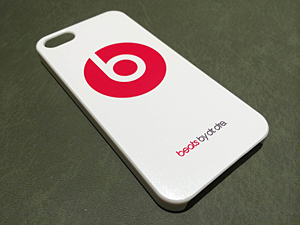 オープンを記念してiPhone 5用のオリジナルケースをプレゼント