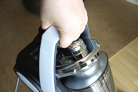 本体の重さは3.7kg