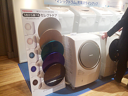 カラーラインアップ豊富なセレクトドア