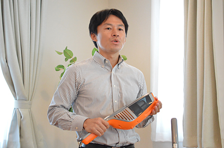 エルゴラピードの魅力を語る大森欣哉マネージャー