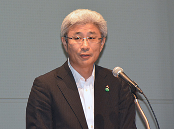 開発経緯を説明する松本匡所長