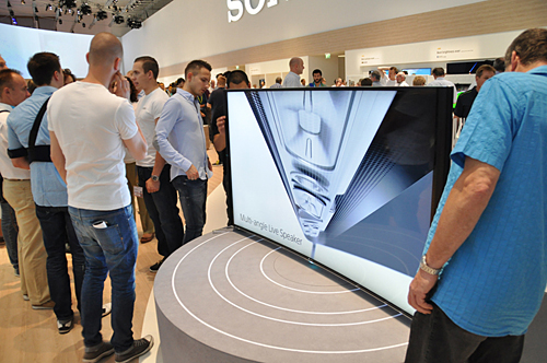 湾曲型の4K液晶テレビ「S90Bシリーズ」をヨーロッパ向けに展開