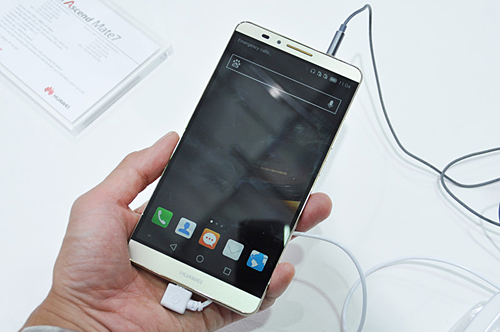 「Ascend Mate 7」