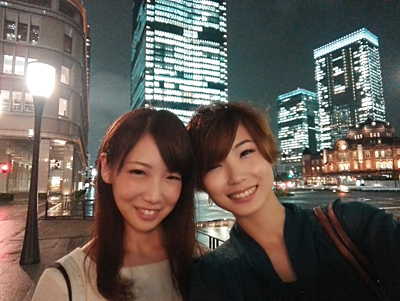 サブカメラにはセルフィがしやすい機能が満載だ