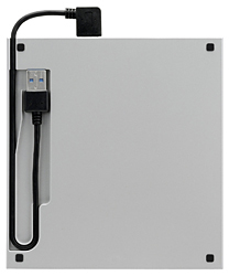 USBケーブルは本体裏面に収納できる