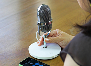 スマートフォンのハンズフリー通話が可能