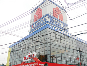 コジマ×ビックカメラ浦和店と500m程度しか離れていないヤマダ電機テックランド戸田美女木店