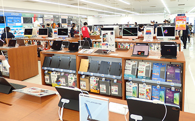 Appleファンなら行ってみたい ビックカメラ池袋select がオープン n R Appleファンなら行ってみたい ビックカメラ池袋select がオープン n R