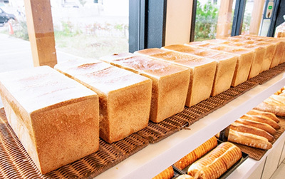 秋田市内に行列のできるパン屋さんがオープン 2年連続 カレーパングランプリ 最高金賞 n R 秋田市内に行列のできるパン屋さんがオープン 2年連続 カレーパングランプリ 最高金賞 n R